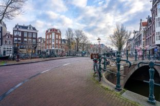 Amsterdam – Lange Leidsedwarsstraat 95C – Foto 2
